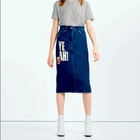 Zara Dresses & Skirts - Zara “Yeah” Popcorn Denim Midi Denim Skirt